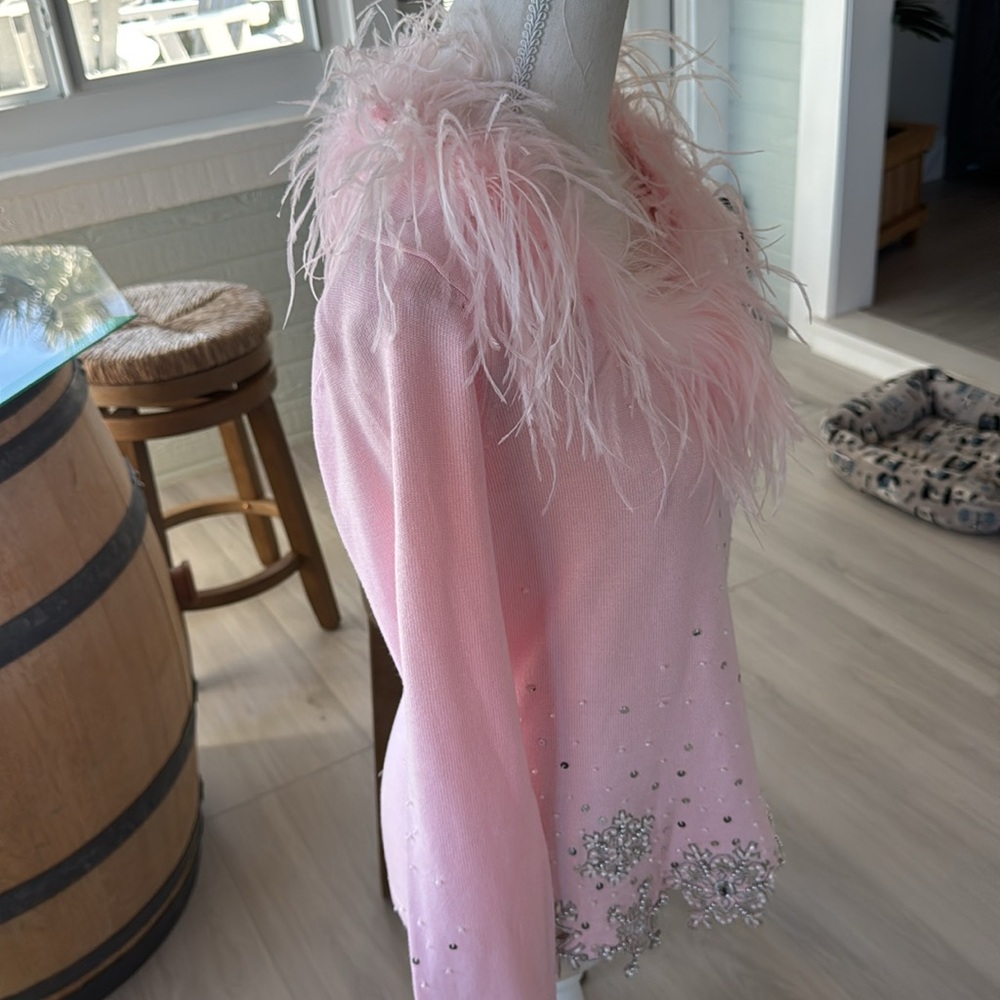 Lightweight pink feather lined v neck sweater with crystal embellishments - Picture 4 of 5